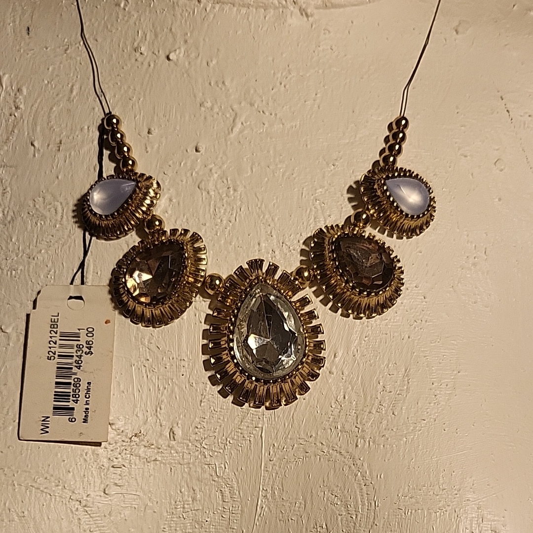Nwt Erica Lyons Elegant Gold And Stone Statement Necklace